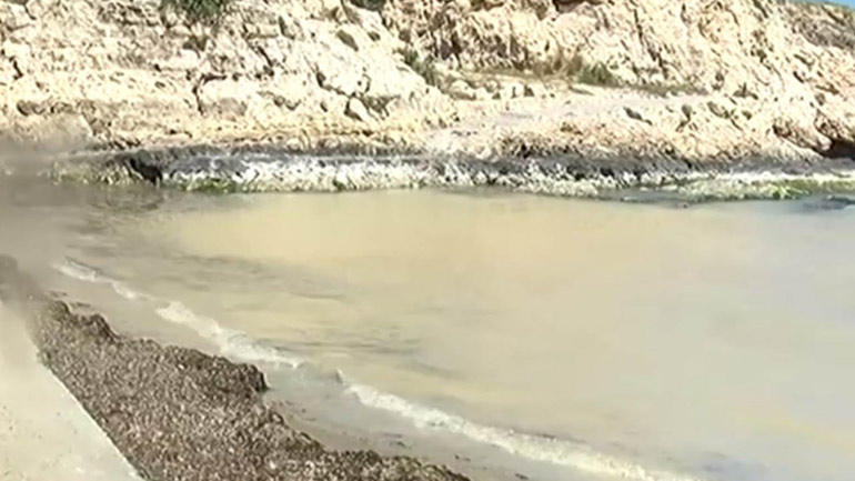 Ηράκλειο: «Βούρκος» έγινε η θάλασσα στον Καρτερό