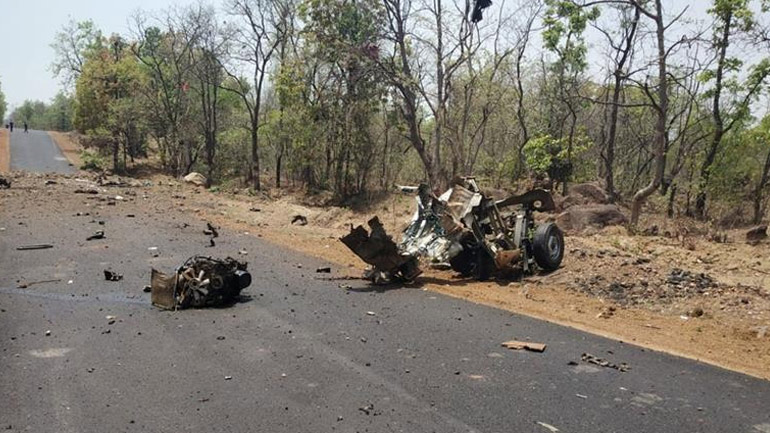 Ινδία: Τουλάχιστον 16 νεκροί από βομβιστική επίθεση μαοϊστών ανταρτών στη Μαχαράστρα