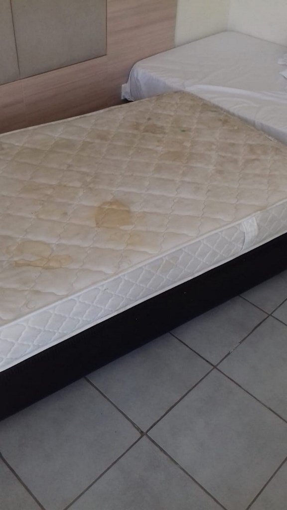 Ένα τυπικό στρώμα στο ξενοδοχείο