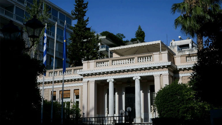 Κυβερνητικές πηγές για αφορολόγητο: «Ο κ. Μητσοτάκης θα περιμένει και όλα θα γίνουν στην ώρα τους»