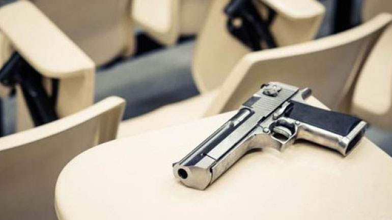 Οι καθηγητές στη Φλόριντα θα μπορούν να οπλοφορούν μέσα στις αίθουσες