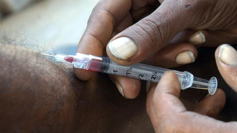 Γιατρός κατηγορείται ότι μόλυνε με τον ιό του HIV 90 ανθρώπους στο Πακιστάν