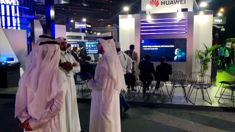 H Huawei παρουσίασε υποδομές τεχνητής νοημοσύνης στο Ντουμπάι