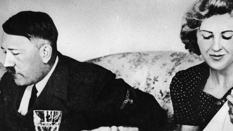 At the Wolf’s Table – Η ιστορία της δοκιμάστριας των φαγητών του Χίτλερ έγινε βιβλίο