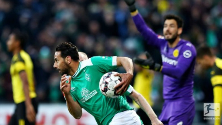 Γερμανία: Η Ντόρτμουντ «αυτοκτόνησε» στη Βρέμη – Αγκαλιά με τον τίτλο η Μπάγερν