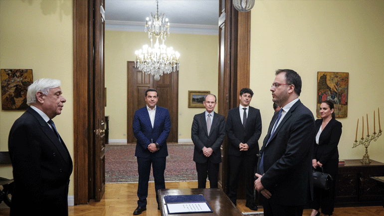 Ο Θανάσης Θεοχαρόπουλος ορκίσθηκε νέος υπουργός Τουρισμού