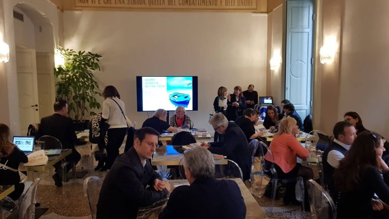 Προβολή της Σκιάθου στο Μιλάνο