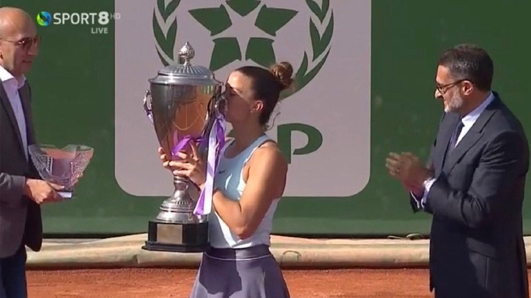 Σάκκαρη: «Ευχαριστώ τους Έλληνες που με στηρίζουν»