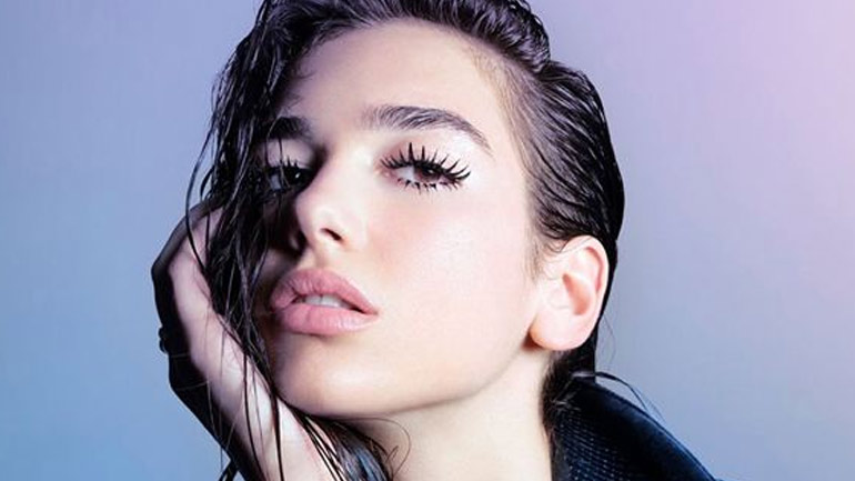 Πώς να ενυδατώσετε τα χείλη σας φυσικά!