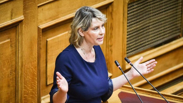 Παπακώστα για την ανακοίνωση της Ένωσης Δικαστών: «Η Πολιτεία περιφρουρεί τους λειτουργούς της»