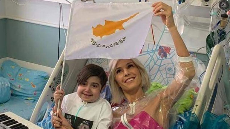 Τάμτα: Επισκέφτηκε έναν μικρό θαυμαστή της που δίνει μάχη για τη ζωή του στο νοσοκομείο του Τελ Αβίβ!