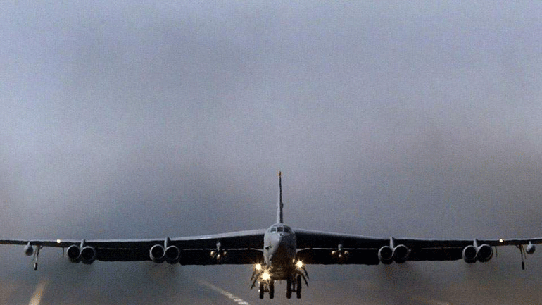 ΗΠΑ: Βομβαρδιστικά Β-52 θα αναπτύξει το Πεντάγωνο στη Μέση Ανατολή