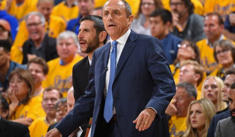 Περνά από συνέντευξη στους Καβαλίερς ο Μεσίνα