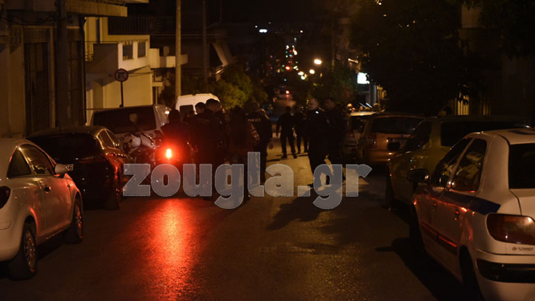 Πυροβολισμοί με έναν νεκρό στα Μανιάτικα