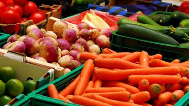 Δέσμευση 1,4 τόνων οπωροκηπευτικών στον Πειραιά