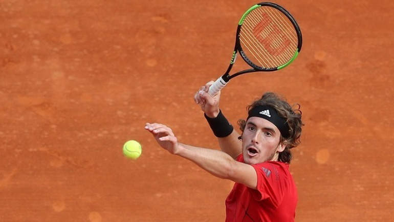 Στους «16» της Μαδρίτης ο Τσιτσιπάς