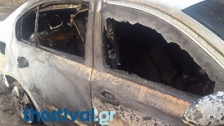 Θεσσαλονίκη: Φωτιά σε Ι.Χ. τα ξημερώματα στο Πανόραμα