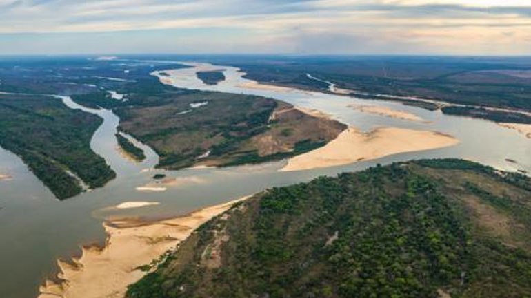 Μόνο ένα στα τρία μεγάλα ποτάμια της Γης κυλάει ελεύθερα και χύνεται στη θάλασσα