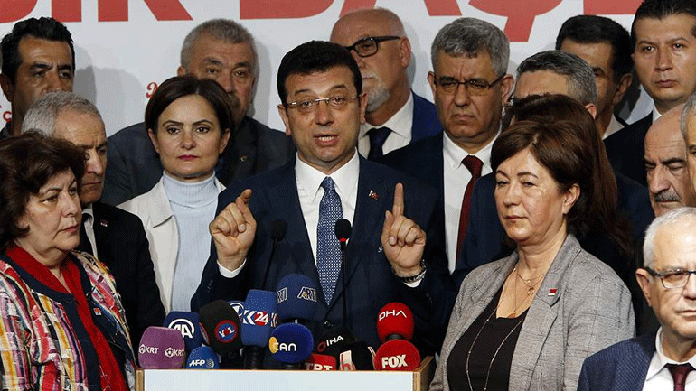 Δημοκρατική «επανάσταση» υπόσχεται ο έκπτωτος δήμαρχος της Κωνσταντινούπολης, Εκρέμ Ιμάμογλου