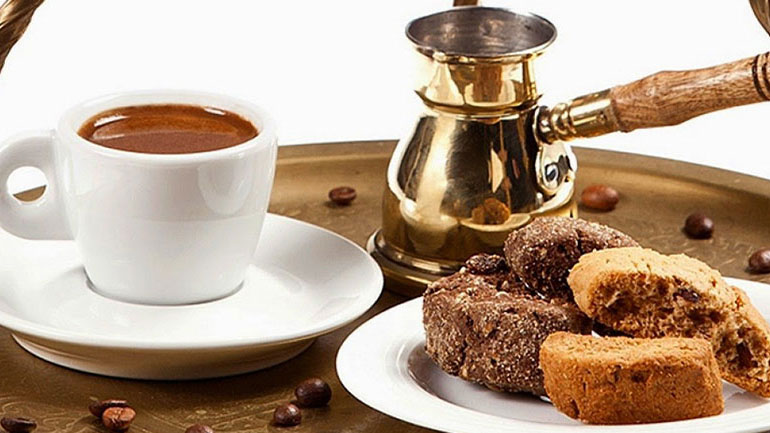 ΓΣΕΒΕΕ: Να θεσμοθετηθεί άμεσα και συνολικά η μείωση του ΦΠΑ στην εστίαση