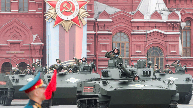 Ρωσία: Με μια μεγαλειώδη στρατιωτική παρέλαση γιορτάστηκε η 74η επέτειος της νίκης επί των Ναζί