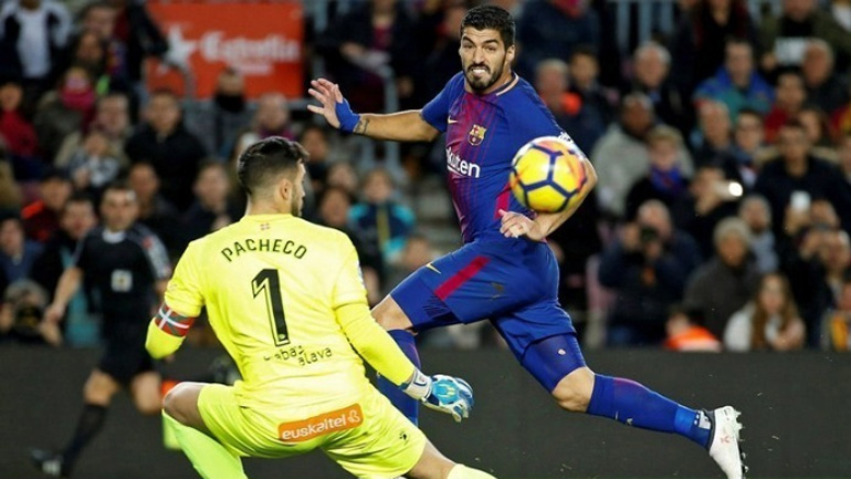 Εγχείρηση στο γόνατο θα κάνει ο Σουάρες