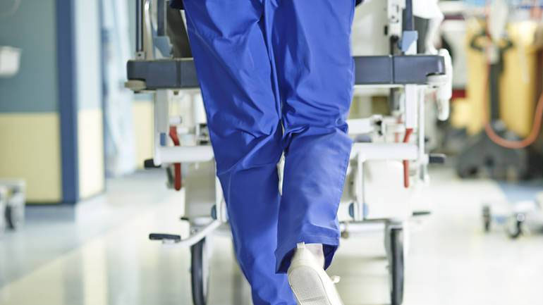 Στο Υπ. Υγείας οι τραυματιοφορείς σήμερα – Πεντάωρη στάση εργασίας