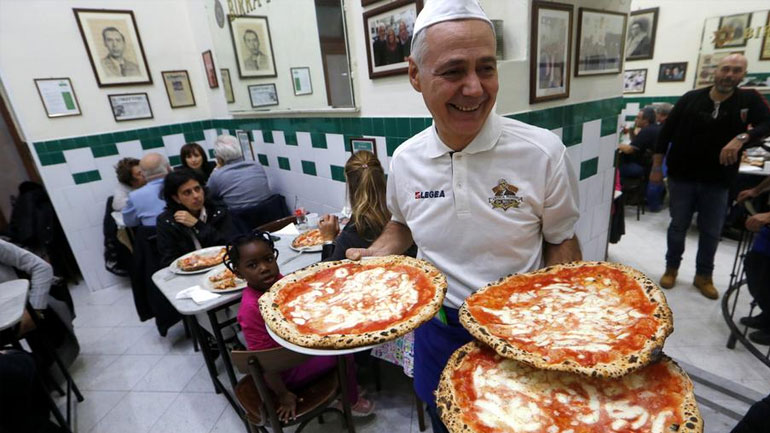 Μείωση της φορολογίας υπόσχεται ο Σαλβίνι