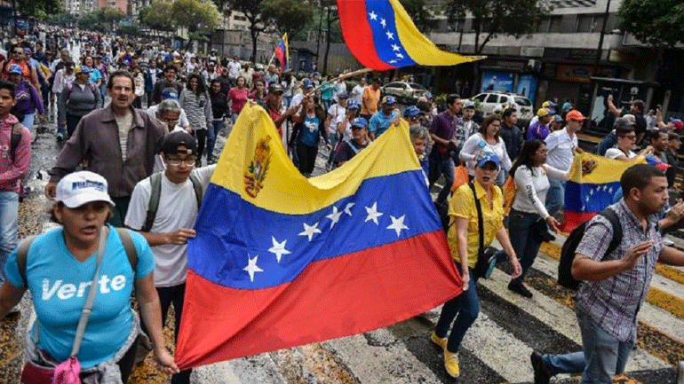 Η Βενεζουέλα άνοιξε τα σύνορά της με Βραζιλία και Αρούμπα