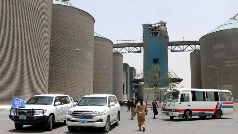 Υεμένη: Στόχος πυρών οι σιταποθήκες της Χοντέιντα