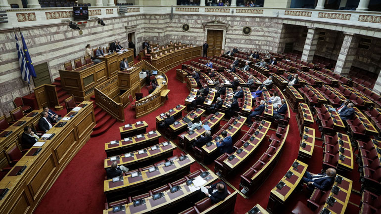 Συζήτηση για την ψήφο εμπιστοσύνης: Νωρίτερα η ψήφος Δ. Κουτσούμπα και Θ. Παφίλη