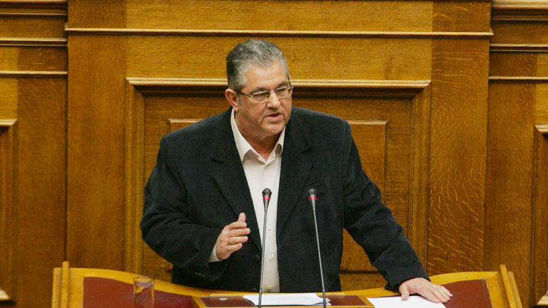 «Οι αριστεροί, προοδευτικοί άνθρωποι να καταδικάσουν την κυβέρνηση και τον πρωθυπουργό που συνυπογράφουν με φασίστες»