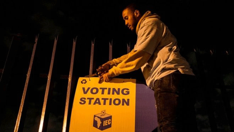 Εκλογές στη Ν. Αφρική: Το Αφρικανικό Εθνικό Κογκρέσο προηγείται με 57,38%