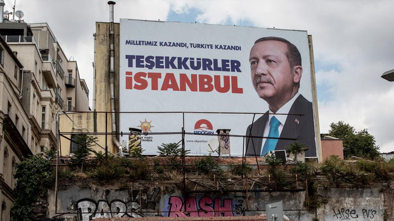 «Eπίθεση φιλίας» Ερντογάν στους Κούρδους