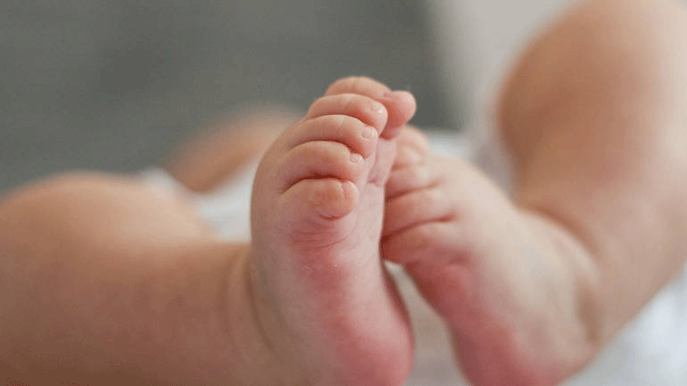 Εξαρθρώθηκε κύκλωμα παράνομων υιοθεσιών στην Αλεξανδρούπολη