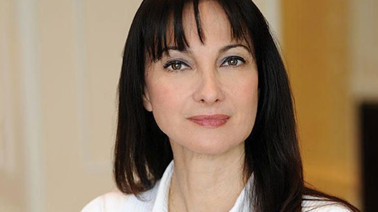 H Κουντουρά διαψεύδει Καμμένο για τις «πληρωμένες δημοσκοπήσεις»