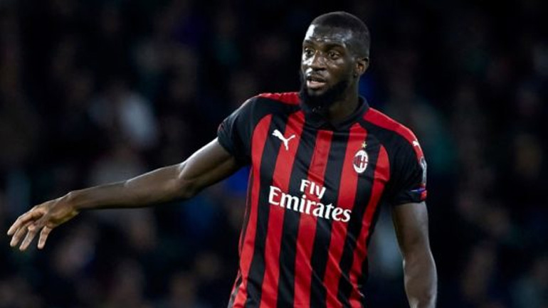 Δεν θα παραμείνει στη Μίλαν ο Μπακαγιόκο