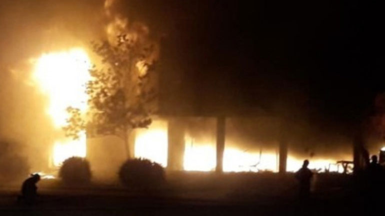 Ολοκληρωτική καταστροφή για κατάστημα επίπλων στον Έβρο