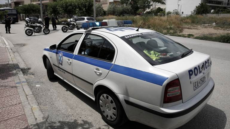 Νεκρός βρέθηκε άνδρας σε δρόμο στους Αμπελόκηπους