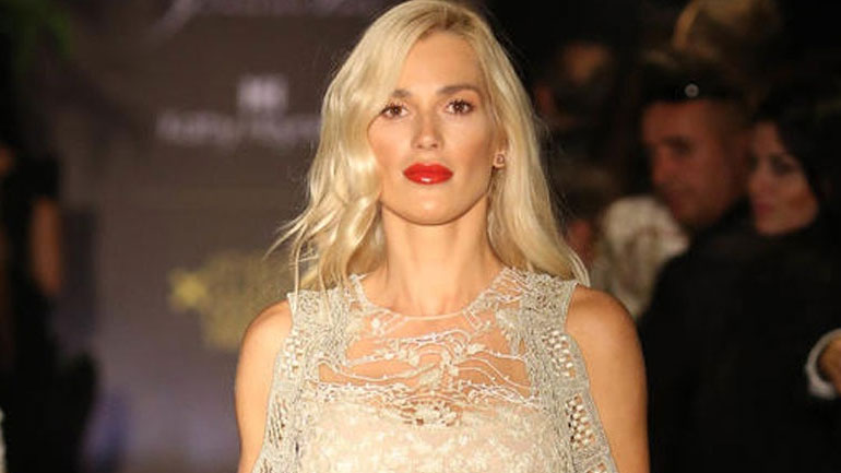 Βικτώρια Καρύδα: Τα δώρα που δέχτηκε από τα παιδάκια της για τη Γιορτή της Μητέρας!