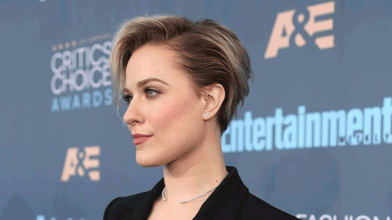 Στο επίκεντρο κριτικής η Έβαν Ρέιτσελ Γουντ για τη συμμετοχή της σε ταινία για τη Χιροσίμα