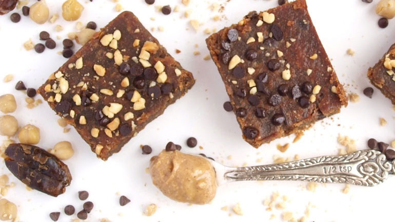 Brownies με φιστικοβούτυρο για γλυκιές αμαρτίες!