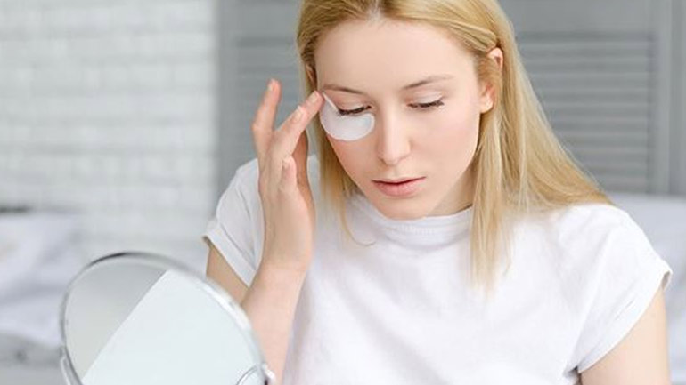 Αυτές είναι οι τροφές που θα εξαφανίσουν τους μαύρους κύκλους σου!