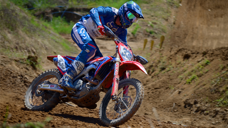 Φωτογραφίες από τον αγώνα Motocross στον Πύργο