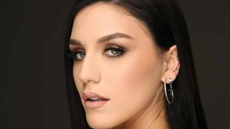 Νέα σειρά εμφανίσεων για την Ιουλία Καλλιμάνη