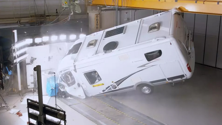 Τα τροχόσπιτα δεν προσφέρουν καμία ασφάλεια σε περίπτωση σύγκρουσης