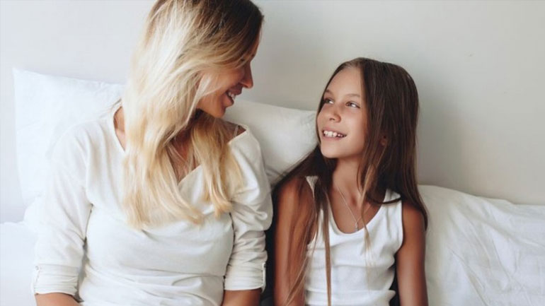 Πώς θα μιλήσετε στα παιδιά σας για το σεξ ανάλογα με την ηλικία τους;