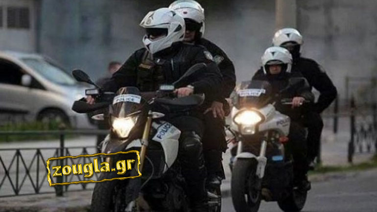 Χειροπέδες από τη ΔΙΑΣ σε τέσσερις Γεωργιανούς που άδειαζαν σπίτια στον Πειραιά Χειροπέδες από τη ΔΙΑΣ σε τέσσερις Γεωργιανούς που άδειαζαν σπίτια στον Πειραιά