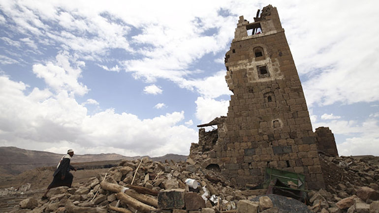 Υεμένη: Επιδρομές εναντίον της Σανάα εξαπέλυσε ο στρατιωτικός συνασπισμός υπό τη Σαουδική Αραβία