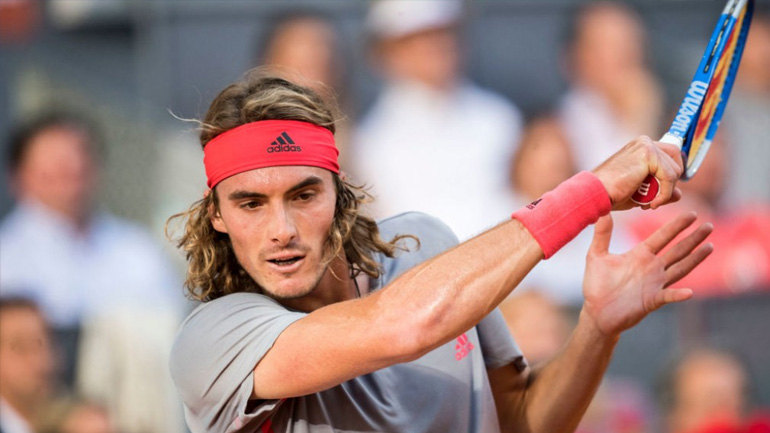 Τένις: Άνετη νίκη-πρόκριση για τον Τσιτσιπά στη Ρώμη